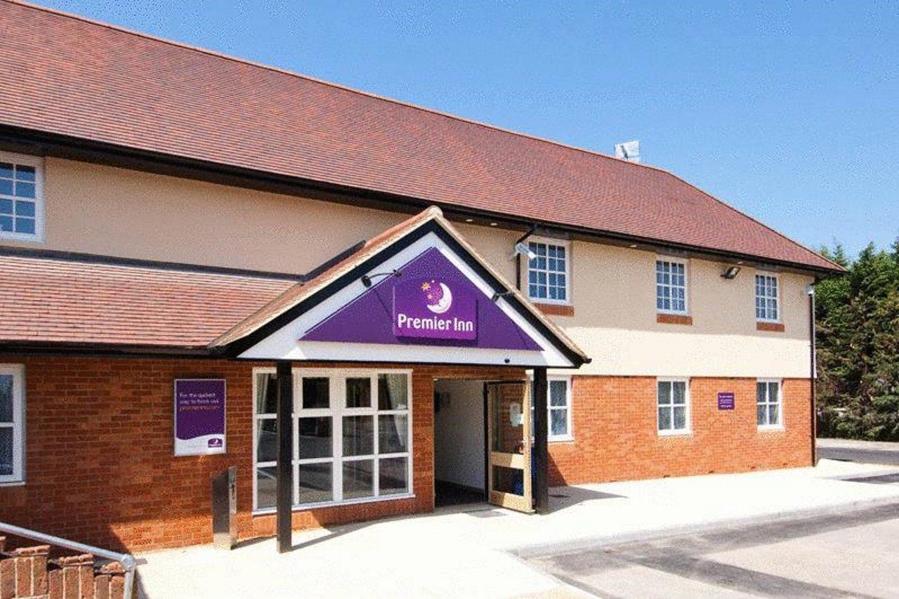 Premier Inn London Райсліп Екстер'єр фото
