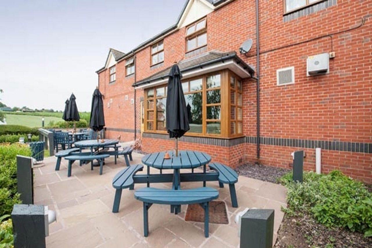Premier Inn London Райсліп Екстер'єр фото