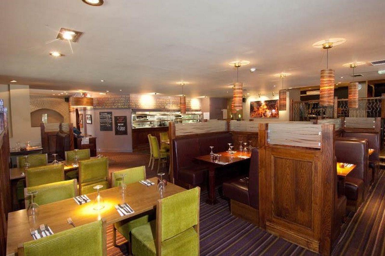 Premier Inn London Райсліп Екстер'єр фото
