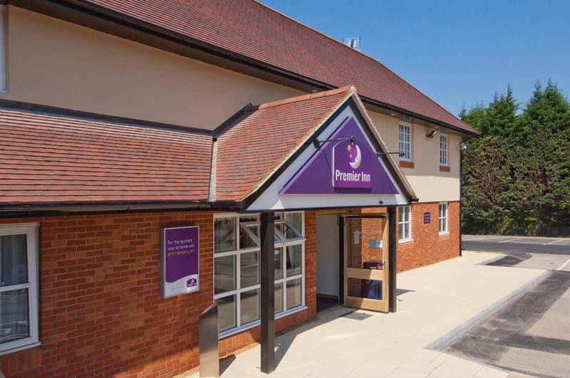 Premier Inn London Райсліп Екстер'єр фото