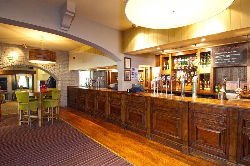Premier Inn London Райсліп Екстер'єр фото