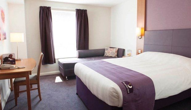 Premier Inn London Райсліп Екстер'єр фото